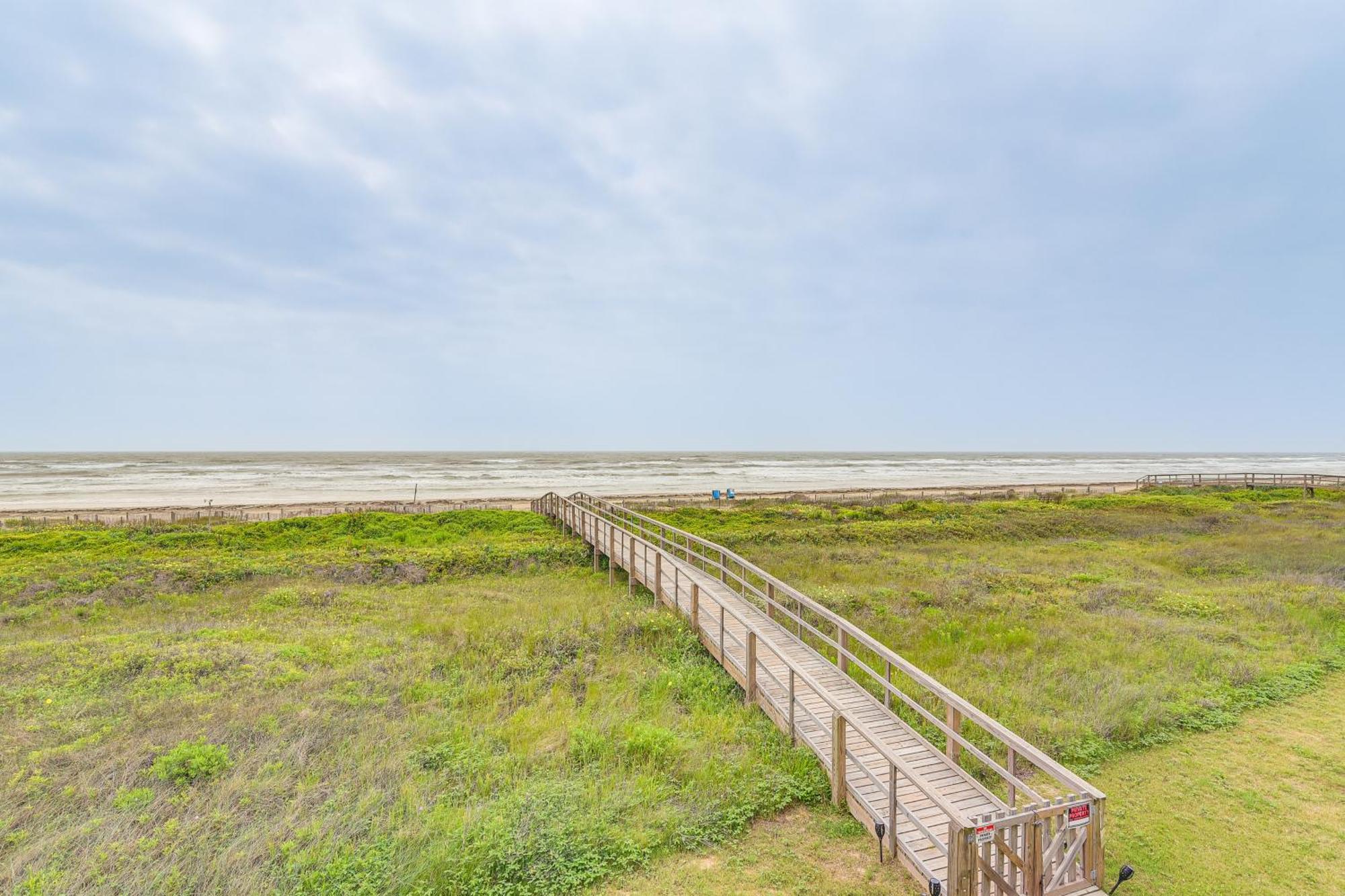סרפסייד ביץ' Beachfront Texas Retreat - 2 Decks, Patio And Views! מראה חיצוני תמונה