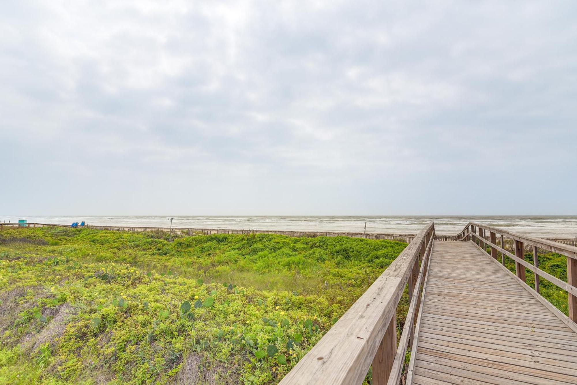 סרפסייד ביץ' Beachfront Texas Retreat - 2 Decks, Patio And Views! מראה חיצוני תמונה
