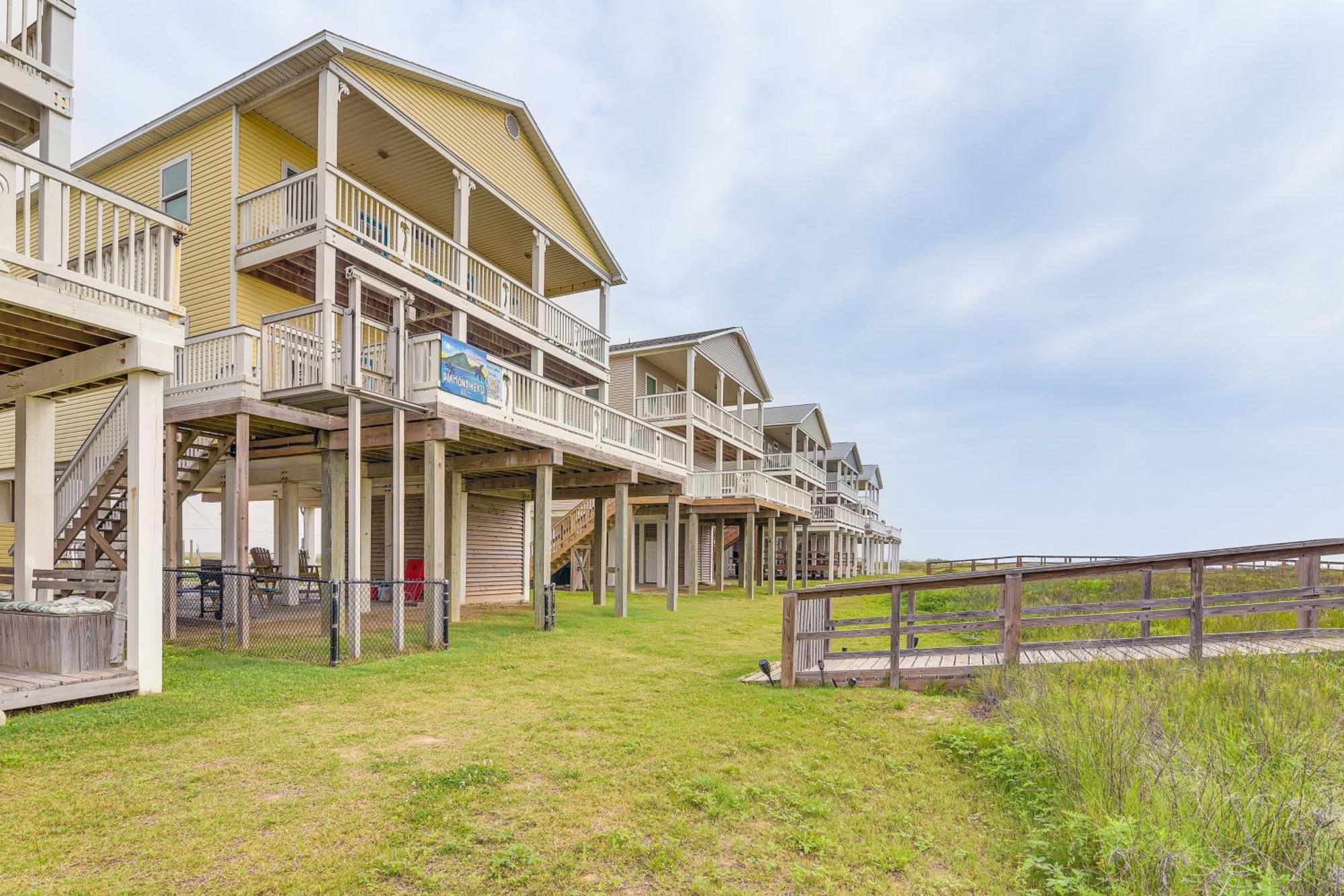 סרפסייד ביץ' Beachfront Texas Retreat - 2 Decks, Patio And Views! מראה חיצוני תמונה